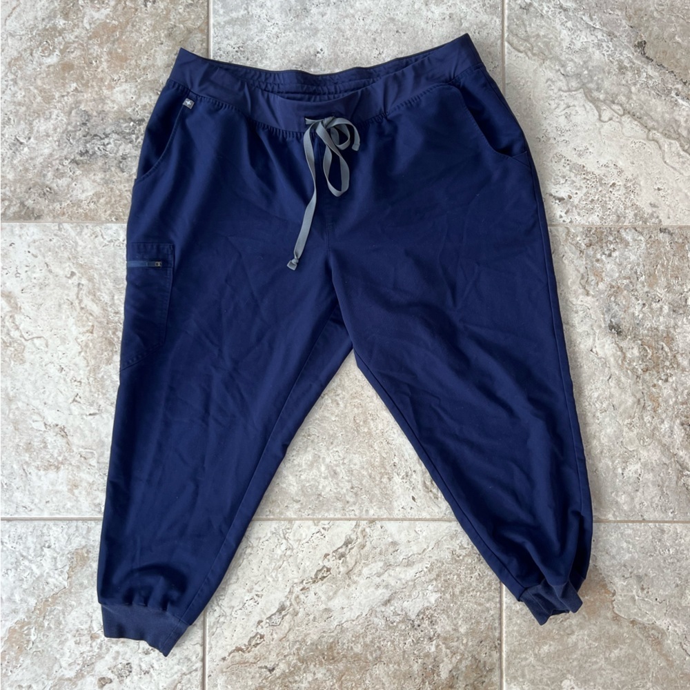 FIGS Zamora 2.0 Jogger Scrub Pants in Navy Blue, size 3XL/P